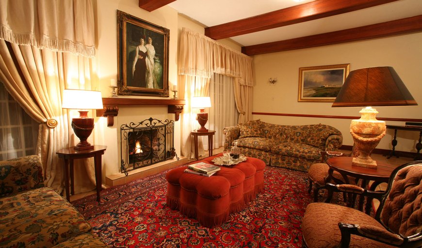 Rich, oiled woods, a cosy fireplace, some well-placed art and fine antiques bring home the elegance of Old England and create a warm, comforting atmosphere in the Shakespeare lounge. Rich, oiled woods, a cosy fireplace, some well-placed art and fine antiques bring home the elegance of Old England and create a warm, comforting atmosphere in the Shakespeare lounge.