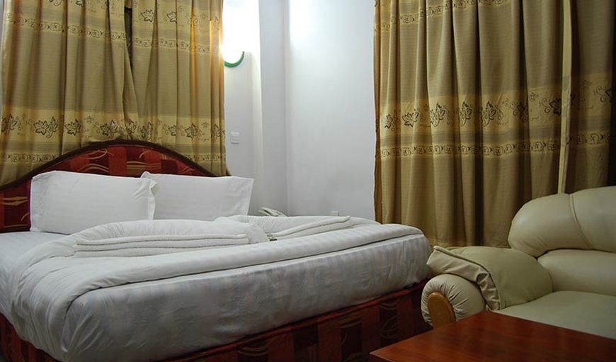 Executive Rooms: Bedroom