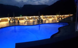 Umtamvuna View Cabanas image