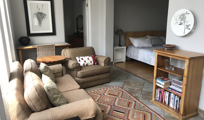 Lounge/Living area