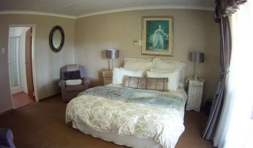 Double Room - Queen Size Bed: Double Room - Queen Size Bed
