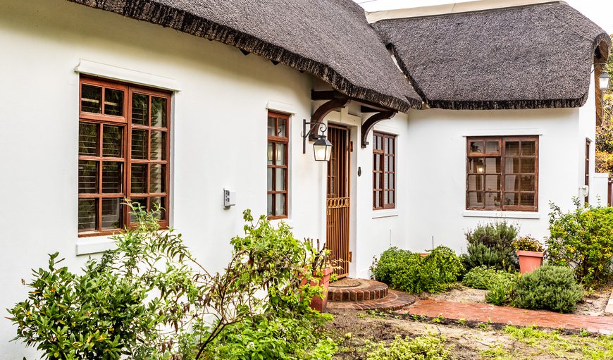 Stunning Thatch Roof Cottage
