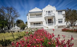 Herberg Manor image