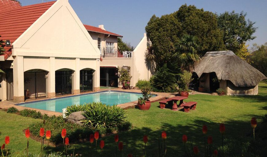 Welcome to Ipe Tombe Guest Lodge in Midrand, Johannesburg (Joburg), Gauteng, South Africa