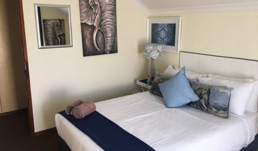 UNIT 2A: Bedroom
