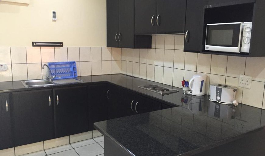 Two-Bedroom Apartment: Two Bedroom Apartment - Fully equipped kitchen