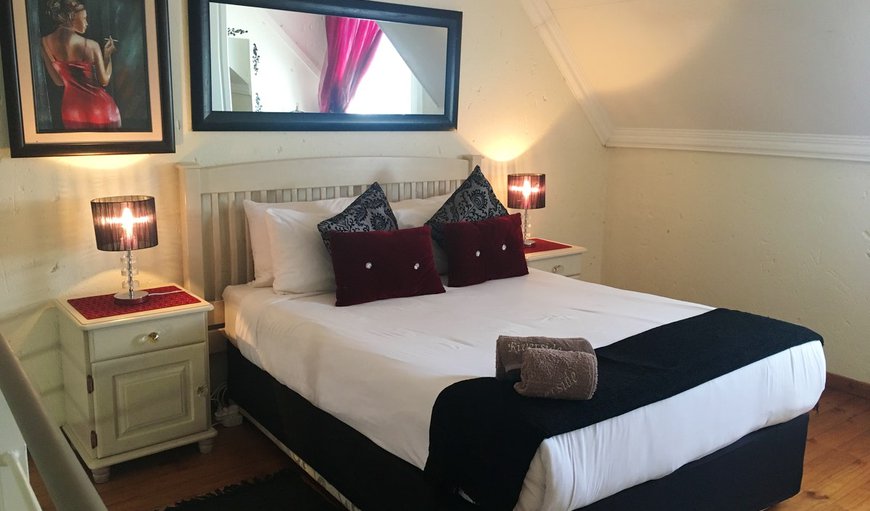 UNIT 16A: Bedroom with Double Bed