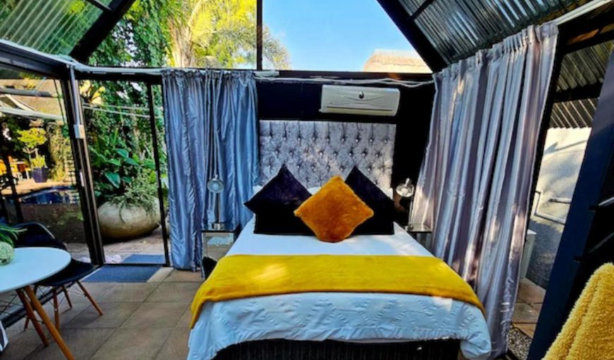 Double Room with Garden View: Bed