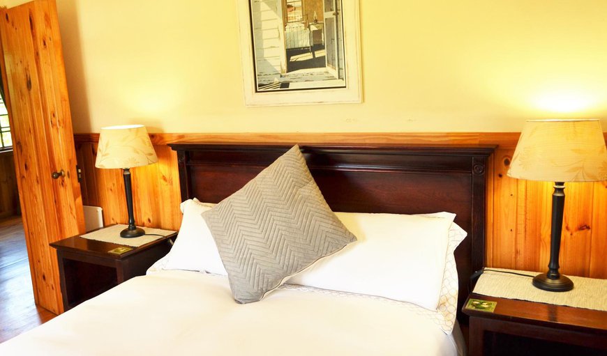 FoxGlove Cottage - Standard: Bed