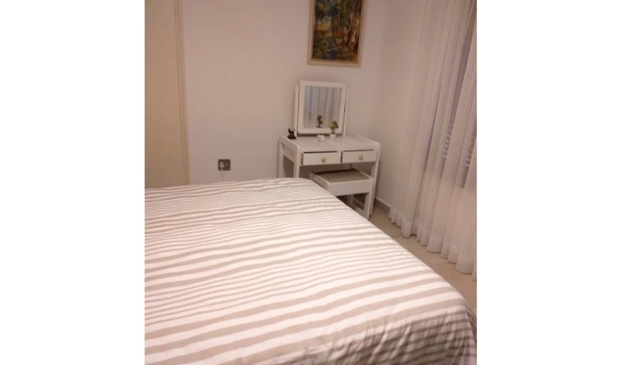 Ridge rd 18 with Cottage: Bedroom