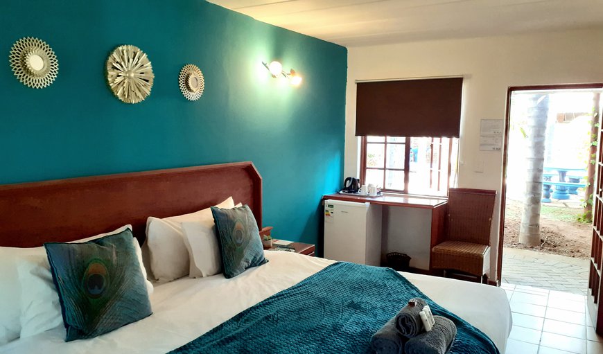 Standard Double Room: Standard double rooms with king bed