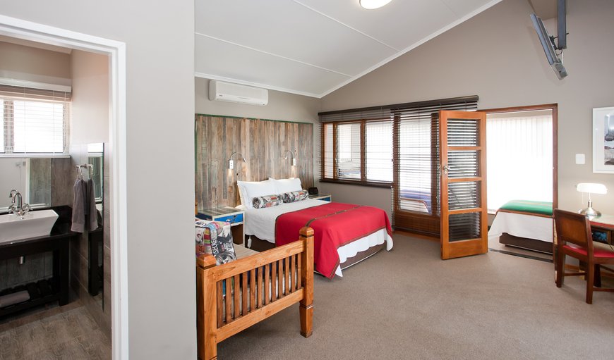 Family Room En-suite: This room can sleep a maximum of 5 people. Child rates does not apply to the family room.