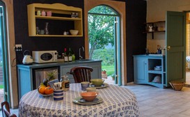 Goose Cottage image