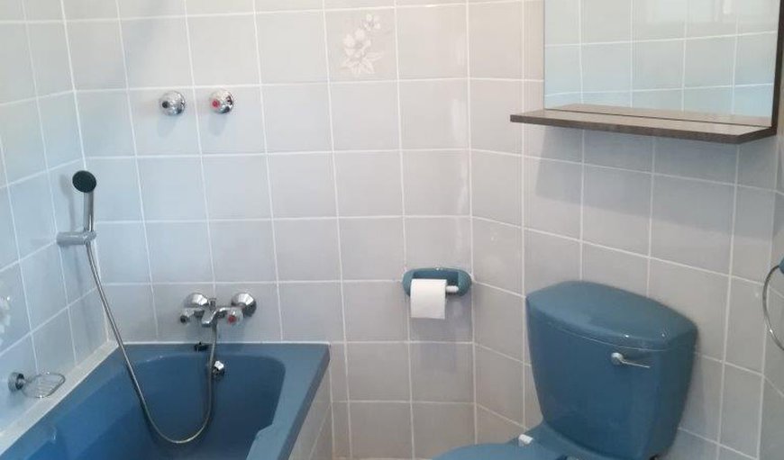 Ground Floor Sea Facing Room 4: Bathroom