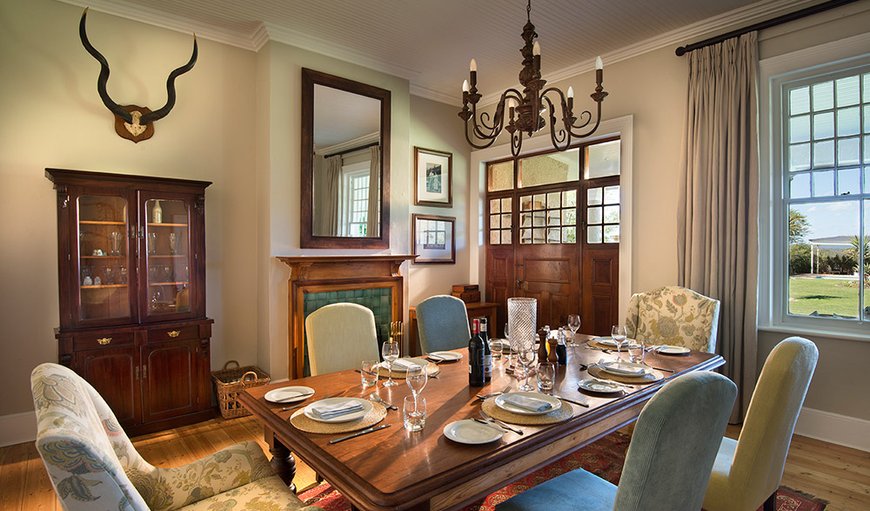 The dining area has plenty of seating and tastefully decorated adding that extra touch to your dining experience The dining area has plenty of seating and tastefully decorated adding that extra touch to your dining experience