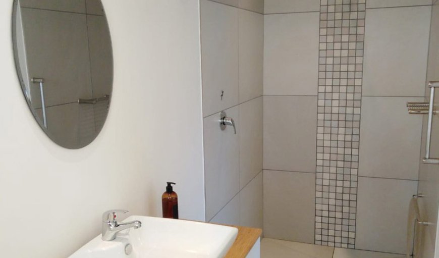 Capri: Bathroom with Walk-In Shower