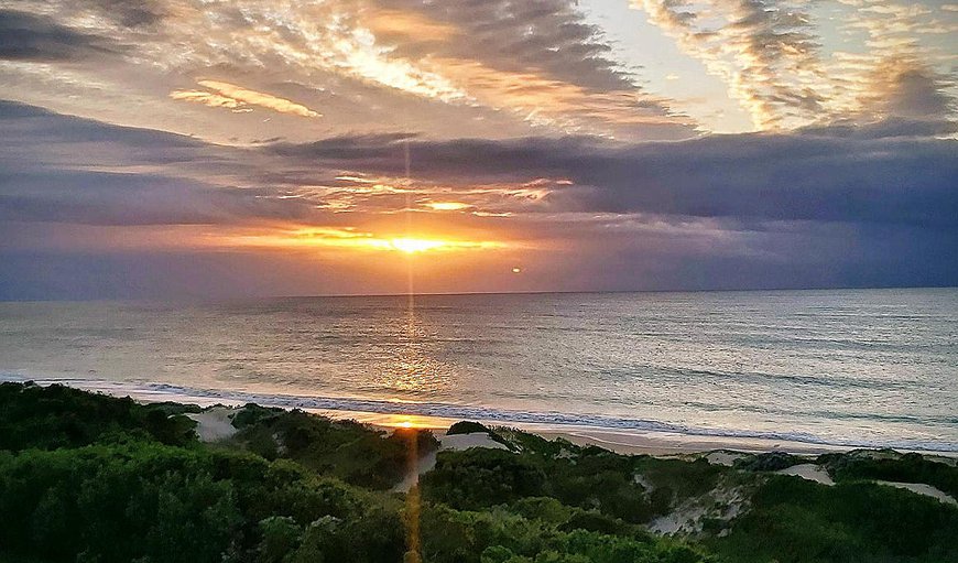 Welcome to The Sparrow's Nest Beach Cottage in Aston Bay, Jeffreys Bay, Eastern Cape, South Africa