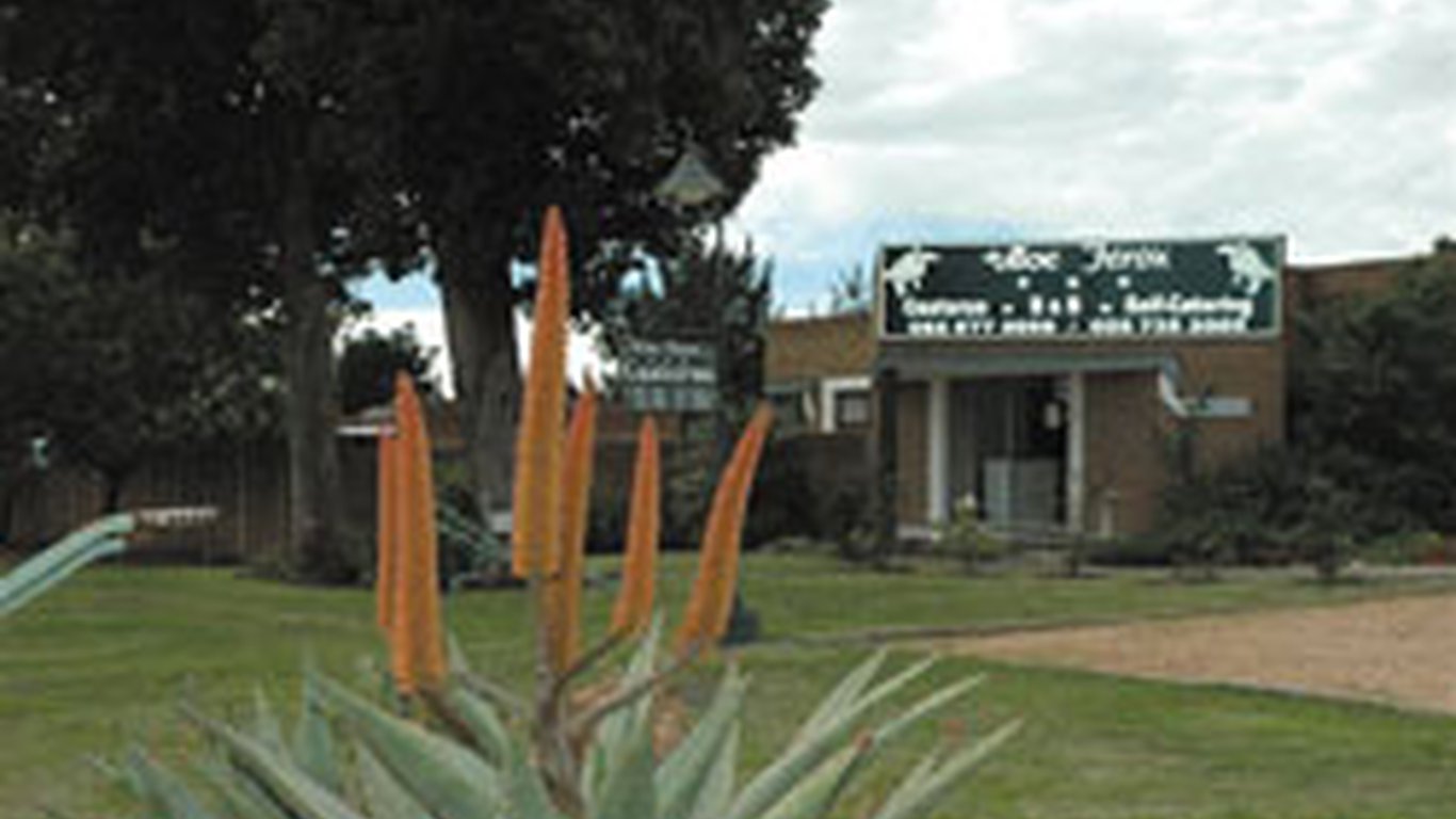 Aloe Ferox Guesthouse In Albertinia Best Price Guaranteed - 
