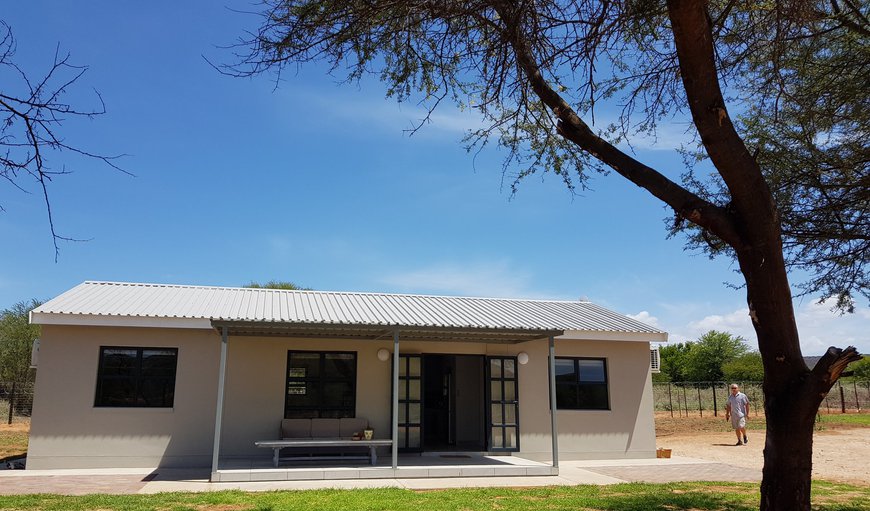 Welcome to Mayfair Cottages in Oudtshoorn, Western Cape, South Africa