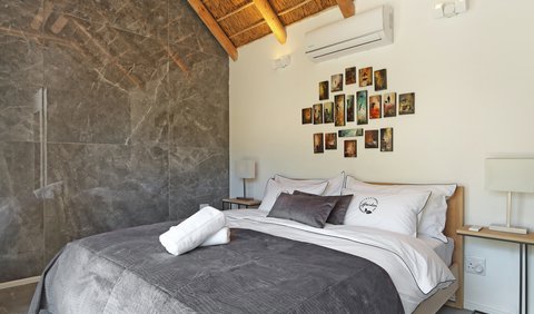 Luxury Cottage: Room