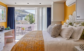 Pineapple House - Boutique Hotel image