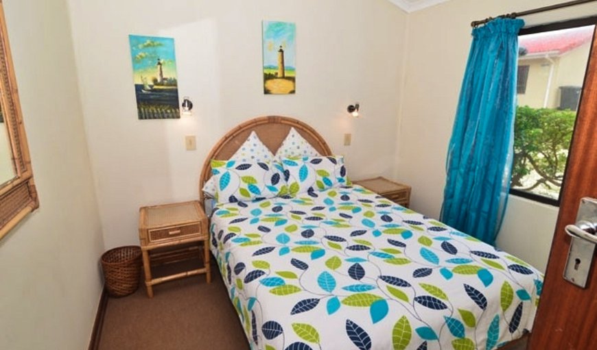 Medium 2 Bedroom Cottage C57: Bedroom for two