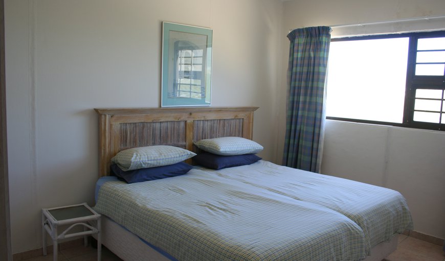 Large 3 Bedroom Cottage C69: Bedroom for two