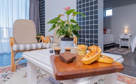 Struisbaai Holiday Rentals - Secure Garden Flat image