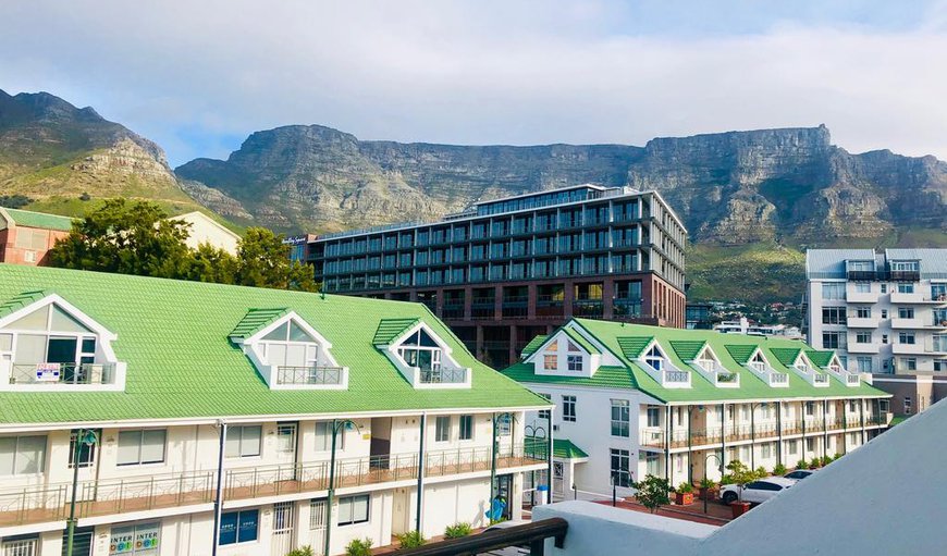 Welcome to Roeland Apartment in Gardens, Cape Town, Western Cape, South Africa