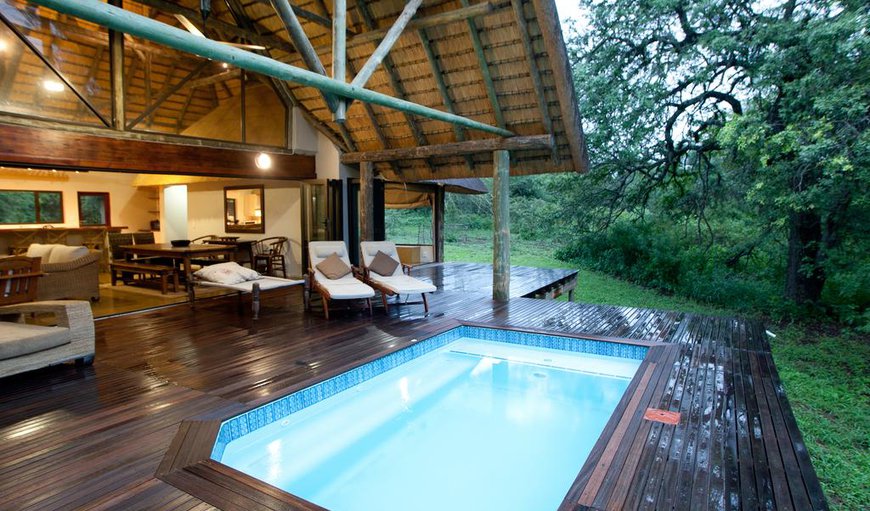 Rhino River Lodge