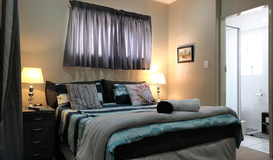 Sunset 3 or 4 Double Rooms en-suite: Budget Bedroom