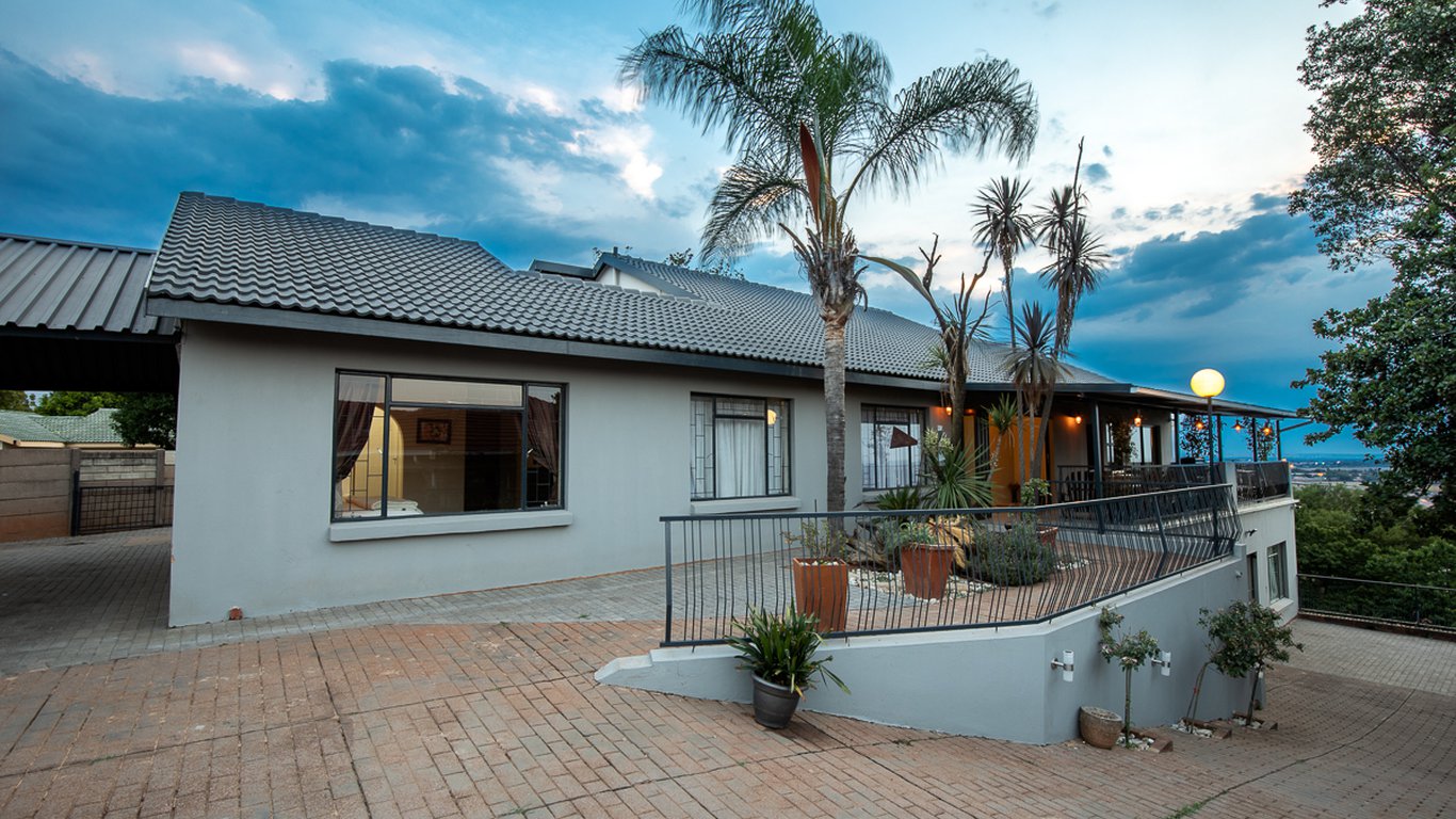 The Resting View Guest House in Elardus Park, Pretoria (Tshwane) — Best Price Guaranteed