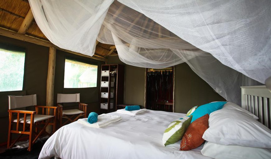 Family Tented Chalet: Omarunga Epupa-Falls Camp inside the tents