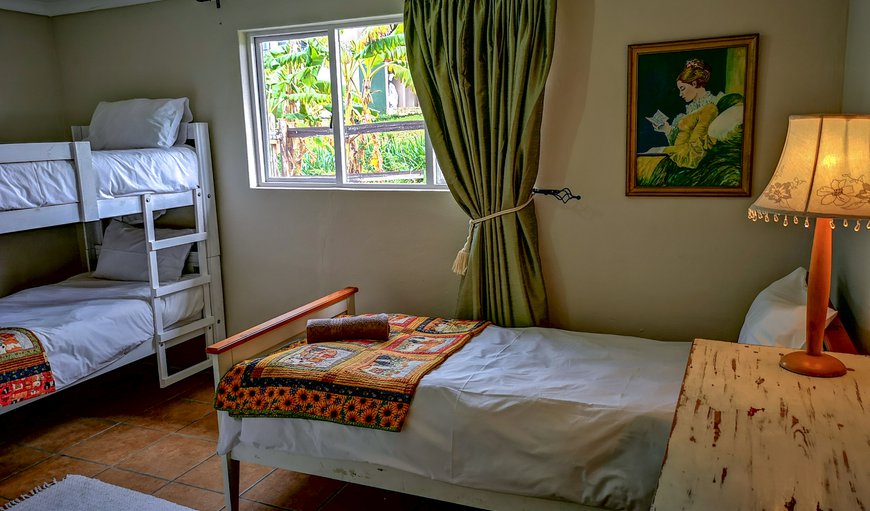 Two-Bedroom Farm Cottage: Bedroom