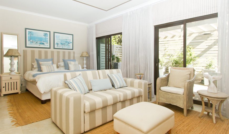 Luxury Studio Apartment: Gorgeous large bedrooms with en suite bathrooms and ocean views