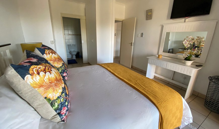 Bondi Beach 20: Main Bedroom