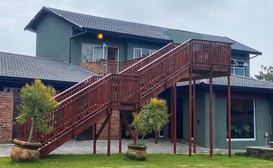 Fever Tree Guesthouse image
