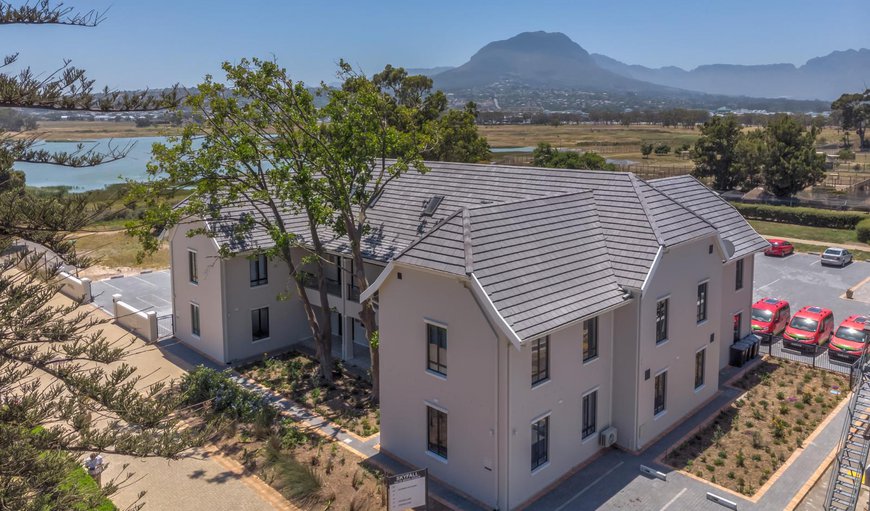 Welcome to Skyfall Loft Apartments in Somerset West, Western Cape, South Africa