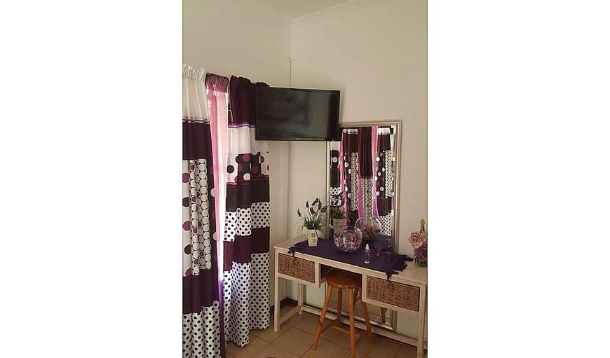 Purple Room: Purple Room