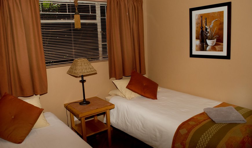 Selati 9 - Family Self Catering: Unit 9, second bedroom