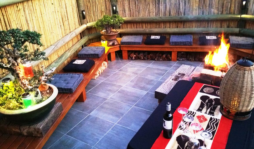 African inspired courtyard boma - lovely for a fireside evening & toasted marshmallows (perfect for viewing the open starry sky) Barbeque evenings by arrangment. Utensils & firewood are provided free of charge... African inspired courtyard boma - lovely for a fireside evening & toasted marshmallows (perfect for viewing the open starry sky) Barbeque evenings by arrangment. Utensils & firewood are provided free of charge...