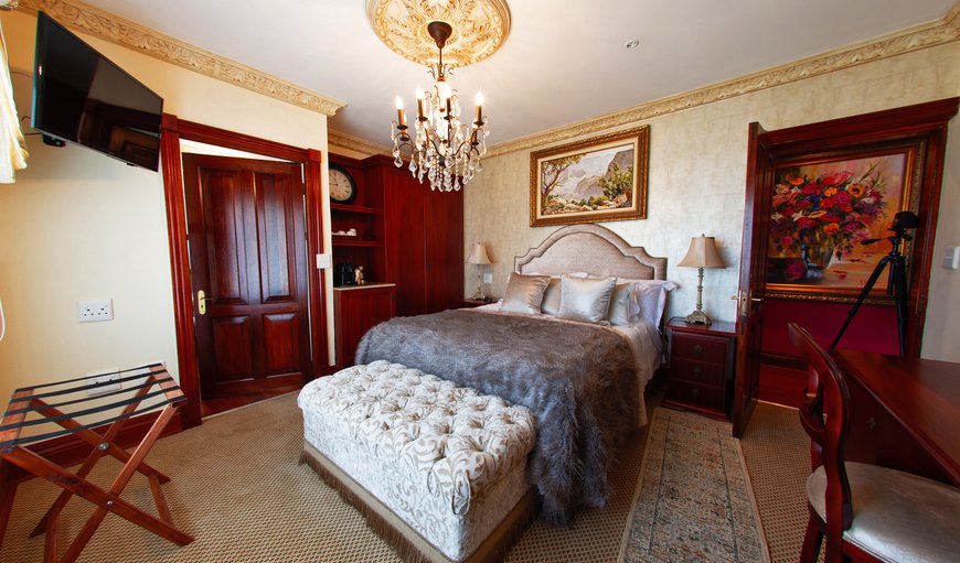 Suite 6 Bronze: Bed