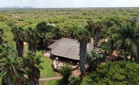 Makoppas Nest River Lodge image