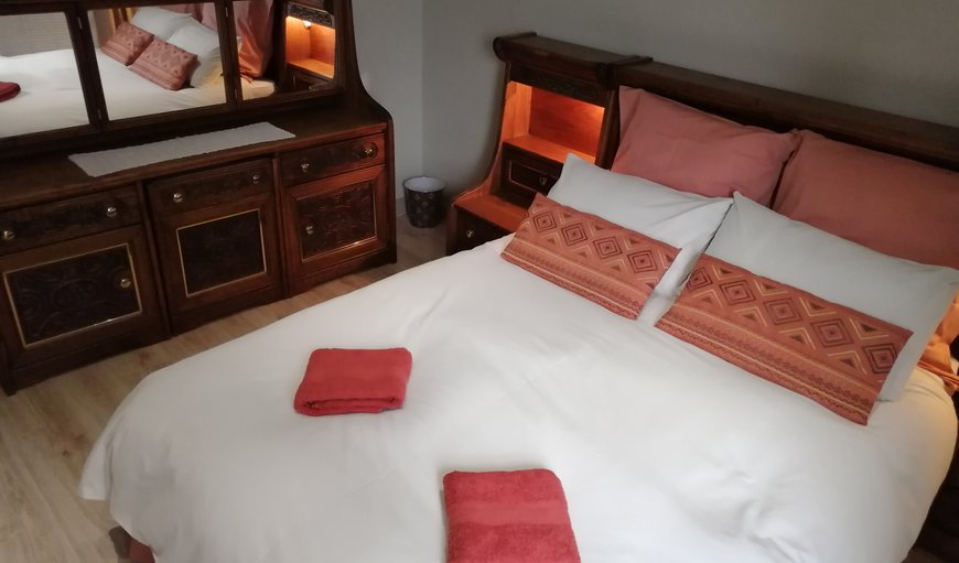 Jireh Self Catering Apartment: Bedroom 1