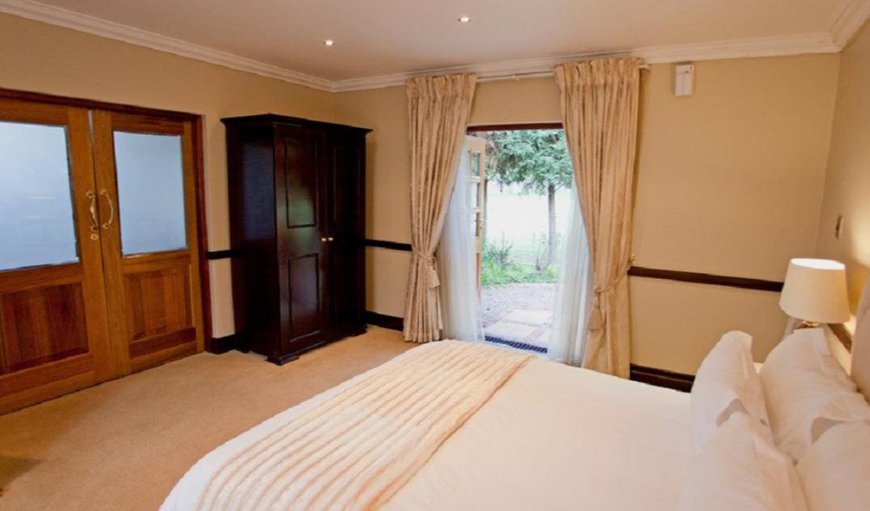 VIP Suites: VIP Suites - Each suite is furnished with a king size bed