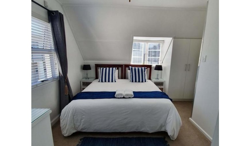 King or Twin Room - This 2-sleeper room is furnished with a King size bed that can be converted into twin beds King or Twin Room - This 2-sleeper room is furnished with a King size bed that can be converted into twin beds