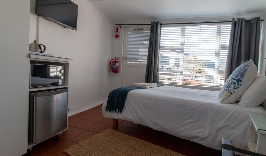 King or Twin Room - This 3-sleeper room is furnished with a King size bed that can be converted into twin beds, and a single bed King or Twin Room - This 3-sleeper room is furnished with a King size bed that can be converted into twin beds, and a single bed
