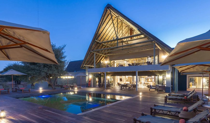 The Kalahari Sands Exclusive Safari Lodge features an outdoor swimming pool