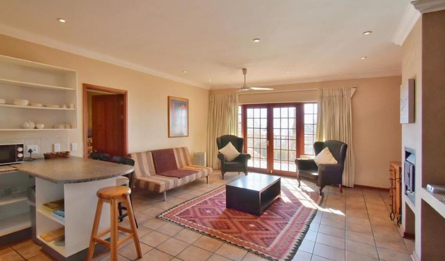 Picasso Cottage: Picasso Cottage - This unit offers a sleeper couch in the lounge area with extra linen - an additional fee of R 300 per night