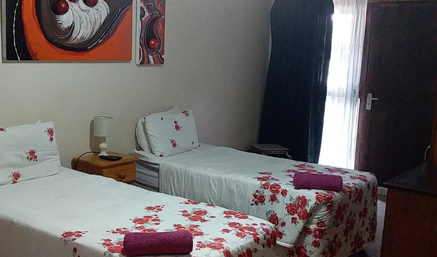 Suite 2: Suite 2 - This room is furnished with 4 single beds